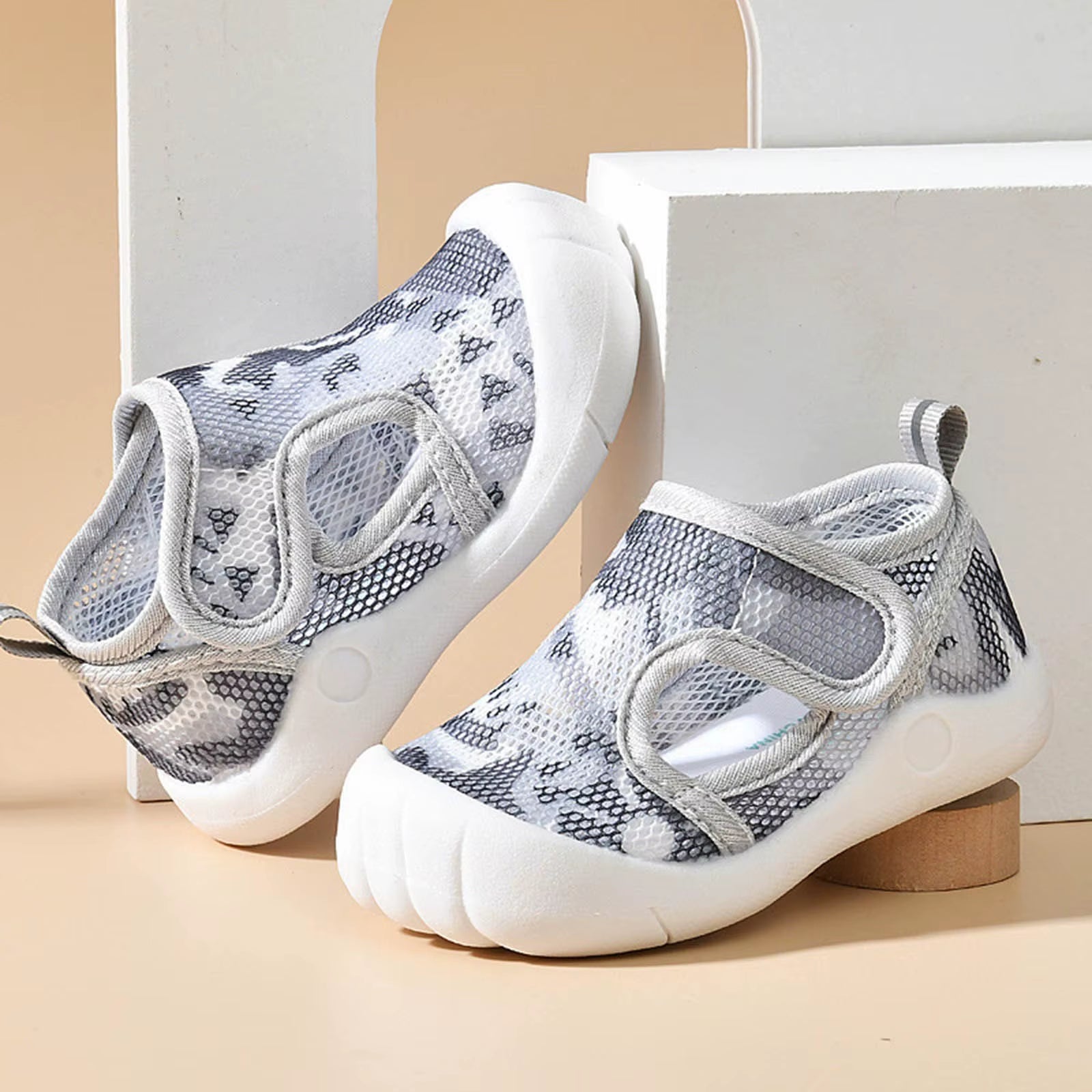 Baby Tennis Shoes Toddler Water Shoes Barefoot Water Shoes for Kids Baby Wide Socks with Arch Support Girls Tennis Shoes Size 3